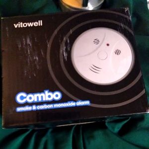 New .. 3pk Smoke Alarm and Carbon monoxide detectors